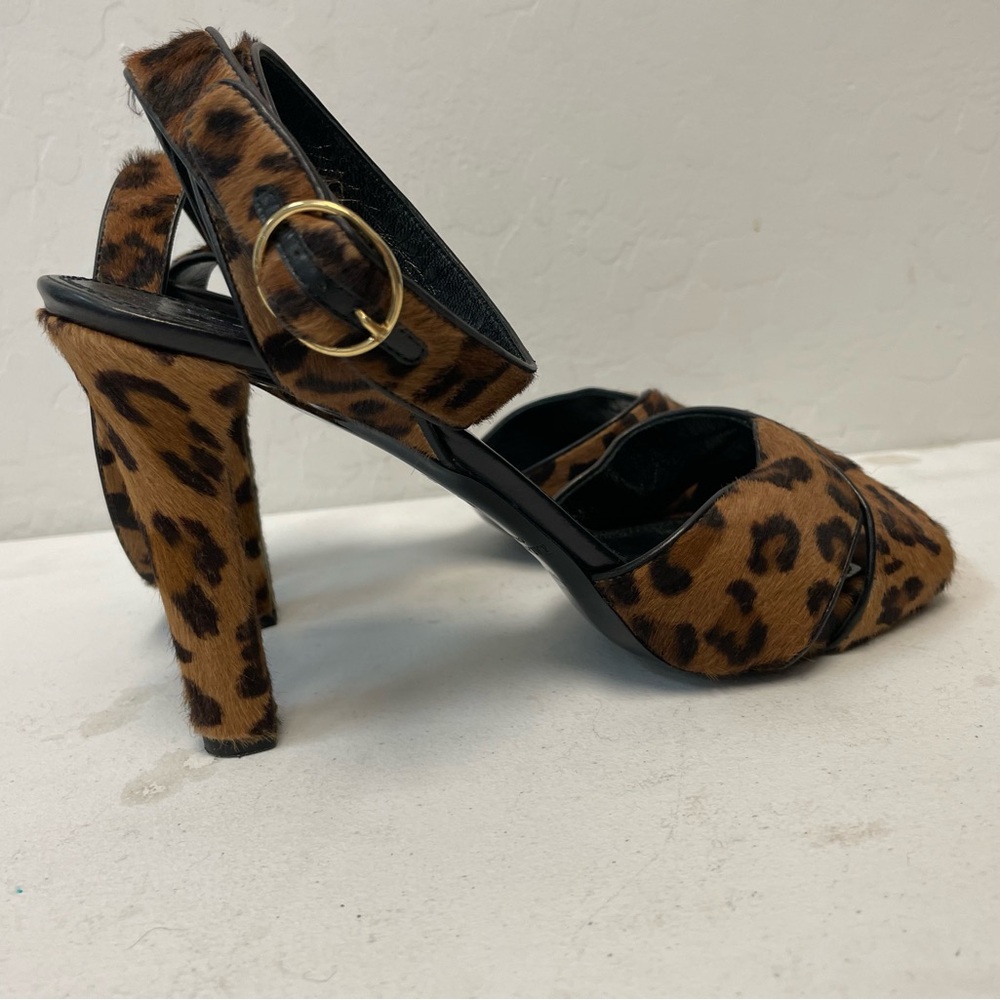 RALPH LAUREN COLLECTION Made in Italy Leopard Print Calfhair Sandals 8 1/2 B